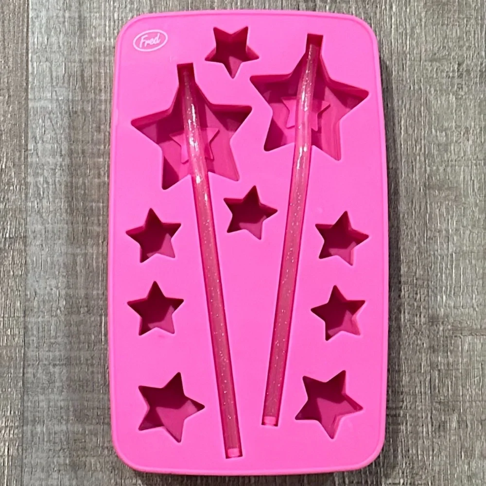 💞 Princess Wand Ice Cube Tray with Straws